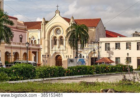 Panama City, Panama - November 30, 2008:  Yellow Building With Red Roof Of Sanctuario De La Esperanz