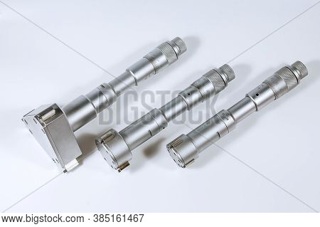 Calibration Bore Micrometer. Device For Accurate Measurement Of Hole Diameter.