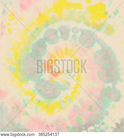 Pastel Spiral Tie-dye. Abstract Circular Design. Artistic Shirt. Watercolor Water Background. Tye Dy