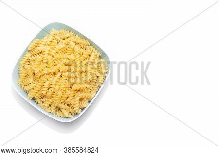 Fusilli Macaroni Placer . Macaroni On A Plate. Article About Pasta. Raw Macaroni. Durum Macaroni. . 