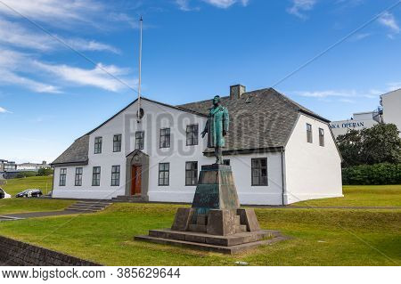 Iceland, Reykjavik- 27 August 2015: View Of The Prime Minister Office. Hannes Hafstein Monument In F