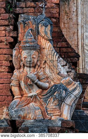 Ruins Of Ancient Stupas Of Shwe Indein Pagoda Over Blue Sky. Indein Village, Inle Lake, Shan State, 
