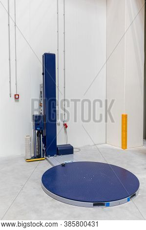 Robotic Shrink Wrap Foil Packing Machine In Warehouse