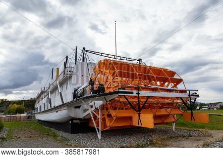 Whitehorse, Yukon, Canada - August 23, 2020: Historic Boat Memorial, Klondike, In The Public City Pa