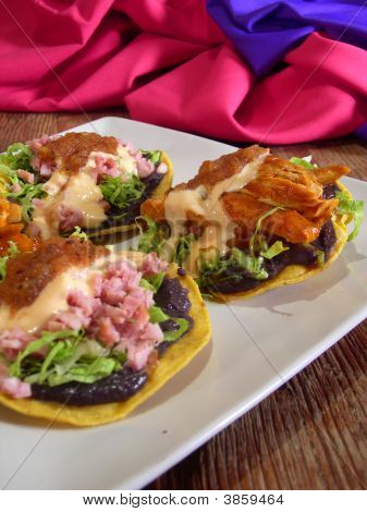 Quesadillas e Tacos messicani di carne