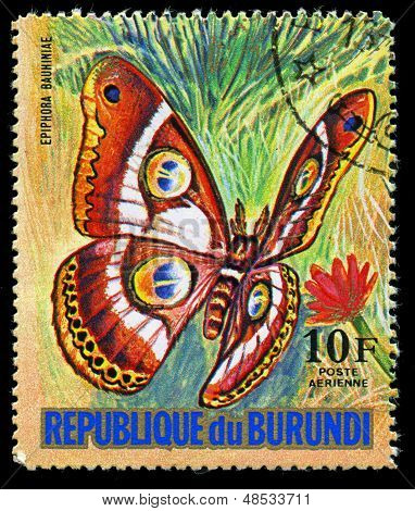 Republiken Burundi - ca 1974: En stämpel tryckt i Burundi visar en fjäril epifora Bauhiniae, S
