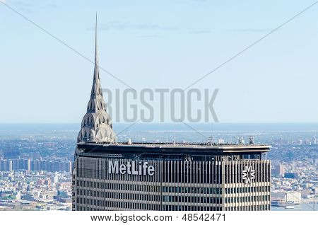 Chrysler Bldg And Metlife Bldg