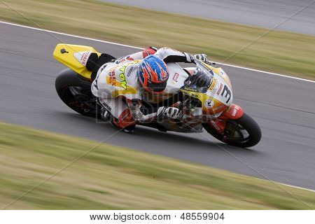 26 Září 2009; Silverstone Anglie: Rider číslo 3 Stuart Easton GBR koni pro Hydrex Honda během t