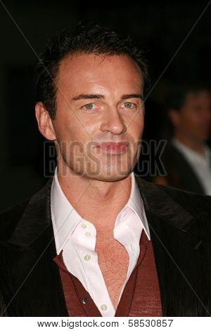 HOLLYWOOD - AUGUST 25: Julian McMahon at the 