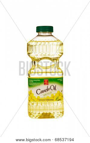 HAYWARD, CA - July 17, 2014: 24 fl oz bottle of Sunny Select Canola Oil
