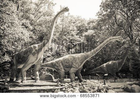 Realistic Model Of Dinosaur - Brachiosaurus
