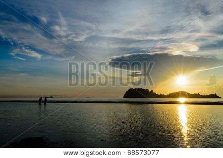Sunrise At Hat Sai Ri Beach In Chumphon