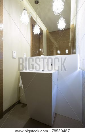 Luxury Washroom With Designed Washstand