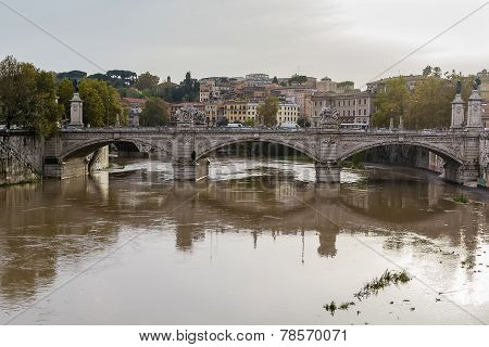 Ponte Vittorio Emanuele Ii, Rome