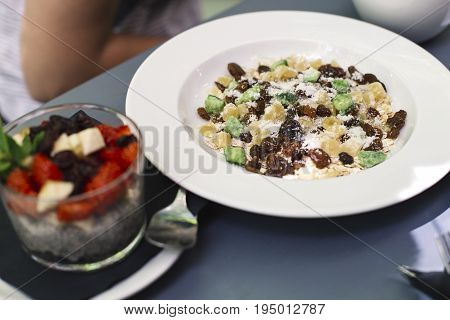Chia Puding And Oat Meal With Fruits