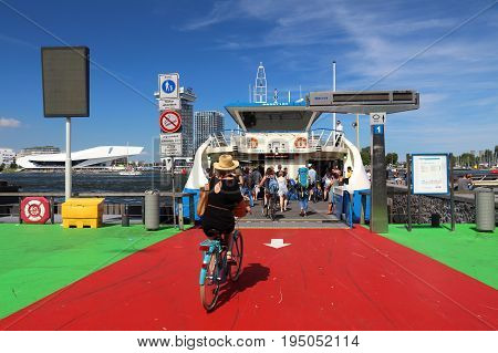 Amsterdam Ij Ferry