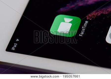New york, USA - July 11, 2017: Facetime mobile app icon close-up on smartphone screen. Macro of icon  facetime application