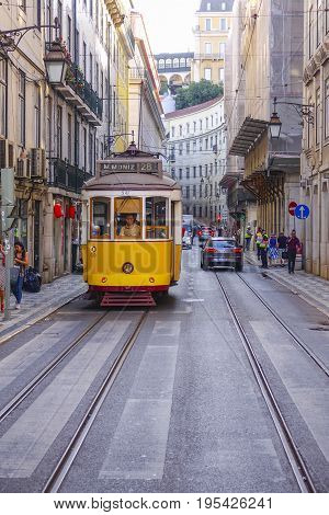 Sightseeing in Lisbon - the historic district - Lisbon 2017