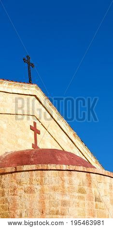 The Chatolic Church And The Cross