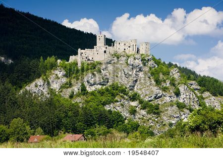 rovine del castello di Strecno, Slovacchia
