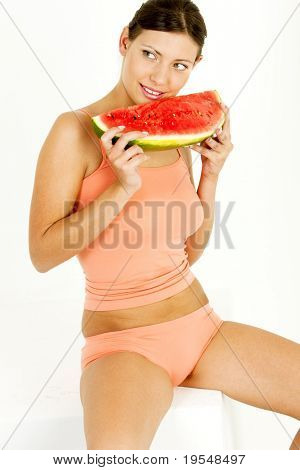 Portræt af kvinde med vandmelon