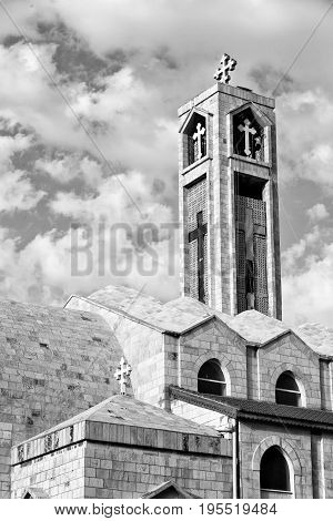 The Chatolic Church And The Cross