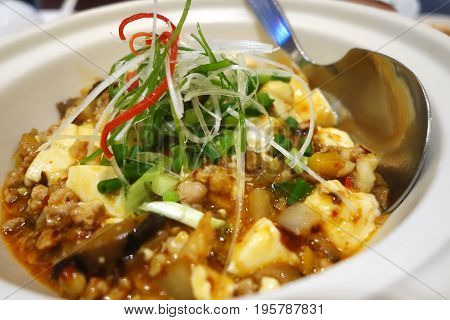Tofu And Mince With Hot Spicy Sauce