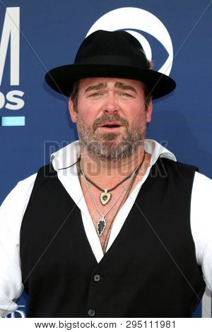 LAS VEGAS - APR 7:  Lee Brice at the 54th Academy of Country Music Awards at the MGM Grand Garden Arena on April 7, 2019 in Las Vegas, NV
