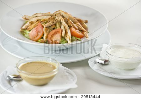 สลัดไก่