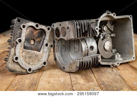A Four-stroke Gasoline Engine In Section. The Interior Of A Single-cylinder Internal Combustion Engi