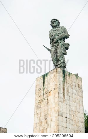 Santa Clara Cuba -july 1 2012; Revolutionary Monument Outside Santa Clara Cuba Statue Of Che Guevara