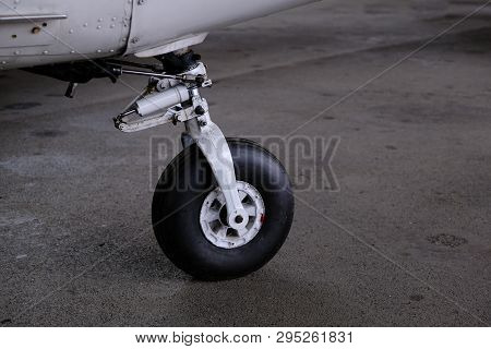 Landing Gear Close Up, Light Sport Aicraft Wheel, Detailed Side View