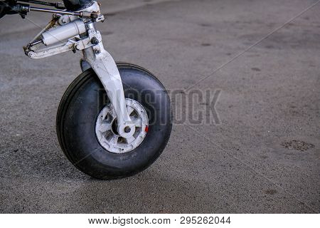 Landing Gear Close Up, Light Sport Aicraft Wheel, Detailed Side View