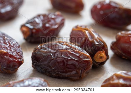 Raw Organic Medjool Dates Ready To Eat