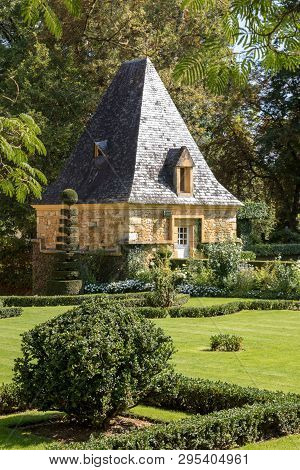 Eyrignac, France - September 2, 2018: The Picturesque Jardins Du Manoir D Eyrignac In Dordogne. Fran