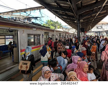 Jakarta, Indonesia - April 7, 2019: Crowd Of People Waiting For The Train At Tanah Abang Station.