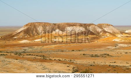 View Of Breathtaking Mesas In Kanku-breakaways Conservation Park Near Coober Pedy, Australia