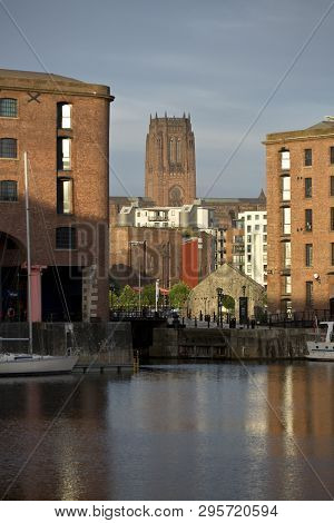 Liverpool, Merseyside, Uk, 11th June 2014, A Daytime View Of Albert Dock In The Cultural Quarter Of 