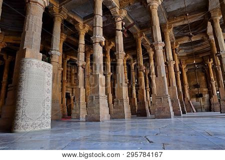 Jama Masijd Mosque In Makaraba, Ahmedabad In The Indian State Of Gujarat