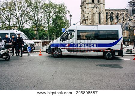 Paris France April 16, 2019 View Of A French Police Car Parked Near The Notre Dame Cathedral In Pari