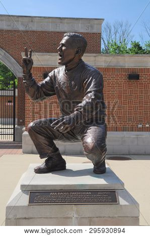 May 30, 2016, Oxford, Oh, Ara Parseghian Statue At Miami University Yager Stadium College Football, 