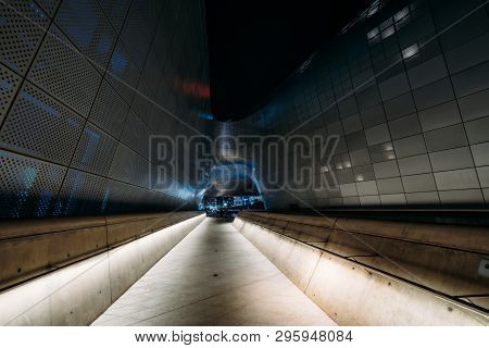 Seoul, South Korea - April 11, 2018 : Modern Architecture Of The Dongdaemun Design Plaza (ddp) At Ni