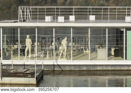 Poland, Warsaw - November 5, 2020: White Mannequins Against The Background Of A Large Window In A Ri
