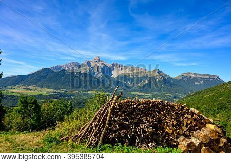 Panoramic View On Grande Tete De Obiou Mountain Range In French Prealps In Isere, Highest Peak Of De