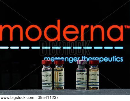 Mallorca/spain- November 17 2020: Pharmaceutical Lavoratory Moderna Research Coronavirus (covid 19)