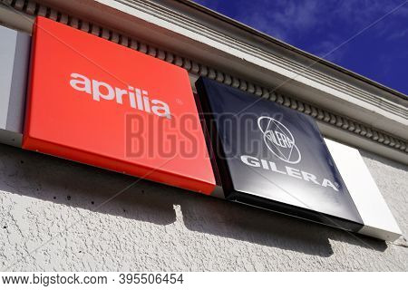 Bordeaux , Aquitaine / France - 11 11 2020 : Aprilia And Gilera Italian Motorcycle Company Sign And 