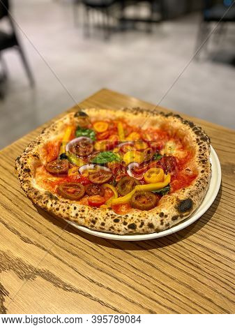 Traditional Neapolitan Pizza. Classic Original Dough Recipe. Ready To Serve And Eat / Napolitan. Tom