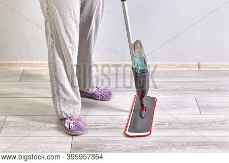 Spraying Flat Mop With Microfiber Head Is Used For Wet Mopping.