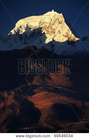 Ranrapalca Peak (6162m) in Cordiliera Blanca, Peru, South America