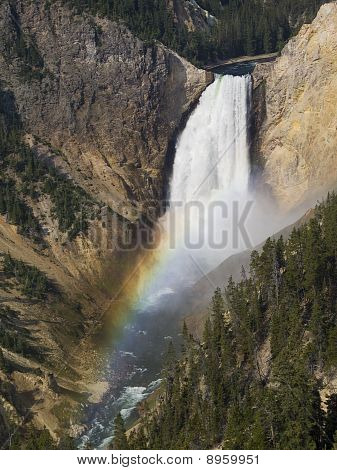 Rainbow Falls nižší řeky Yellowstone